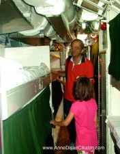 denizalti icinde yataklar cok kucuk