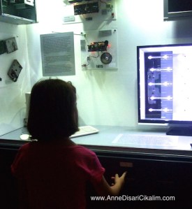 Koc muzesi televizyonun ici