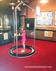 rahmi koc muzesi sabun kopugu deneyi